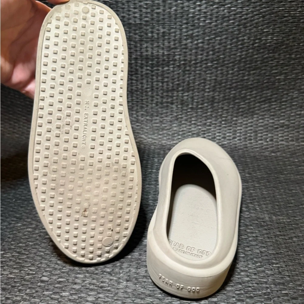 FEAR OF GOD Eva Runner Slippers Kids